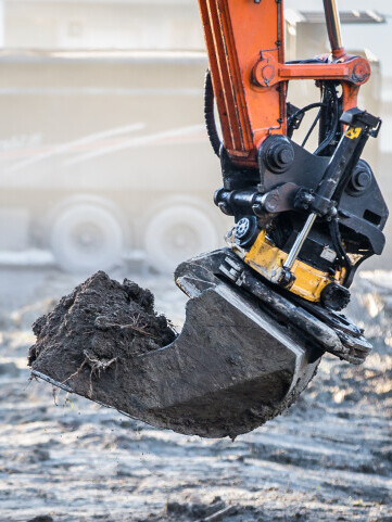 Gravarbete gravmaskin kaivinkone